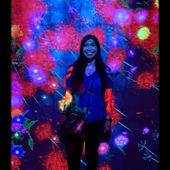 Meet your Posher, Jennifer - Picture 7 of 16